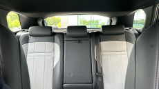 Land Rover Range Rover Evoque 2.0 D200 R-Dynamic SE 5dr Auto Diesel Hatchback